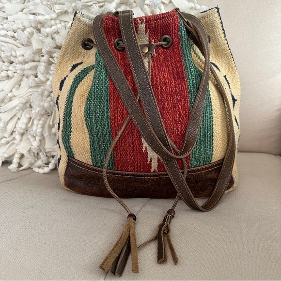 MYRA Bag Radiant Red Bucket Bag Western Cowgirl Boho Purse Large main image 9